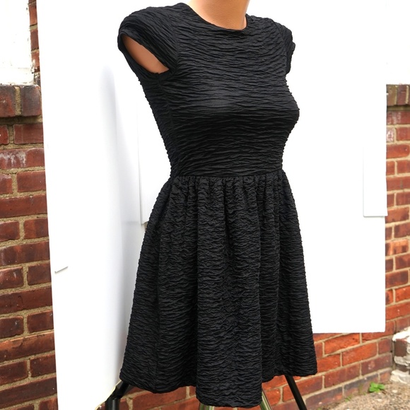 Kimchi Blue by Urban Outfitters All Black - Size: Small - Picture 7 of 8